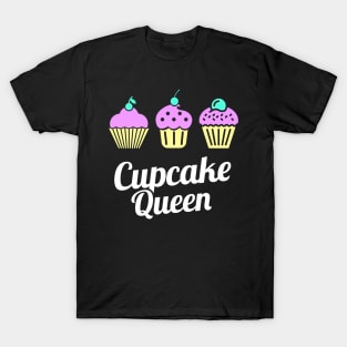 Cupcake Queen | Cute Baking Graphic T-Shirt